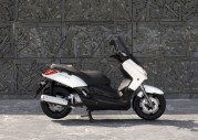 Yamaha X-Max 250